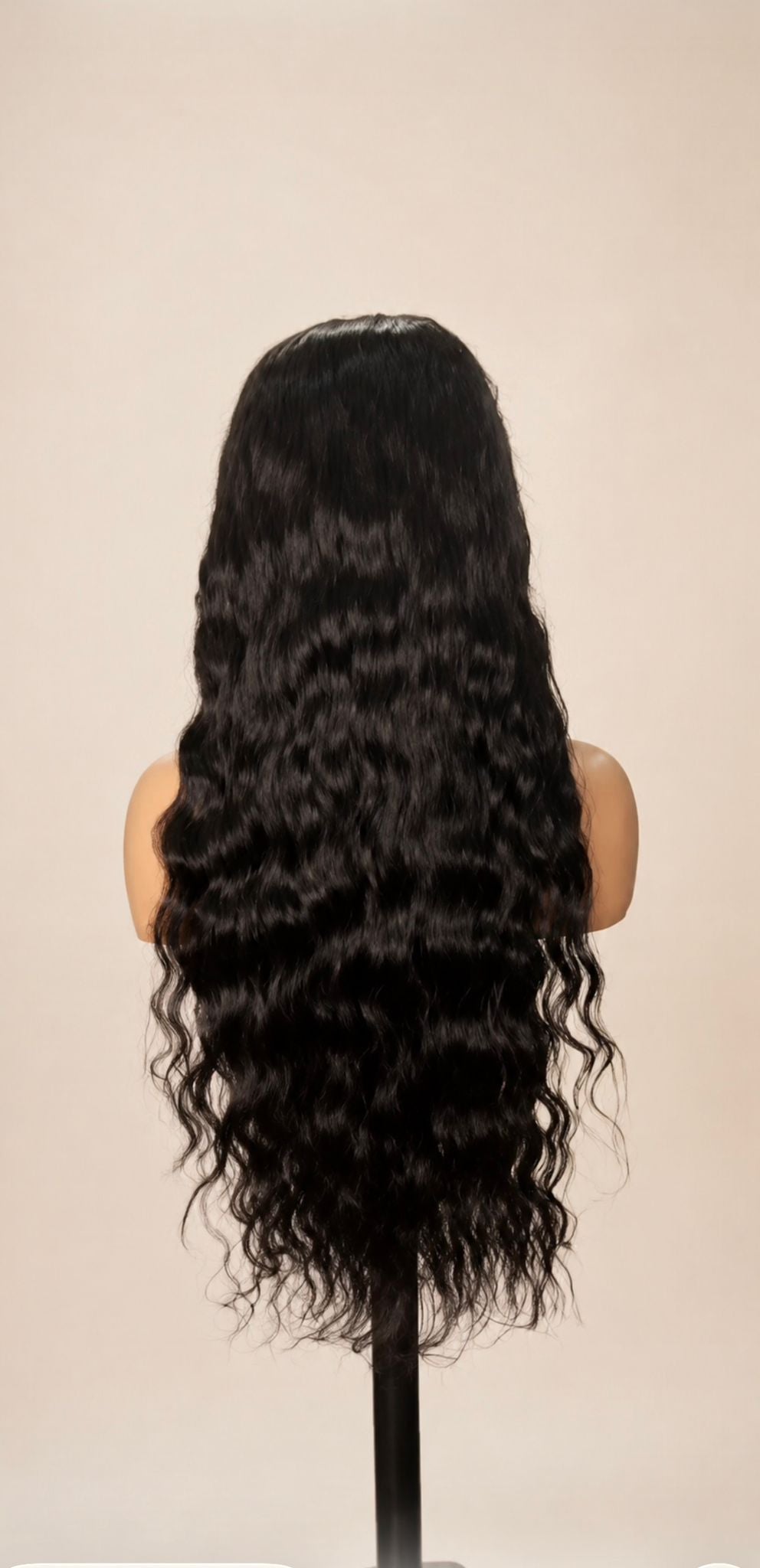 Yará Natural Wavy HD Lace Wig | 30 Inch